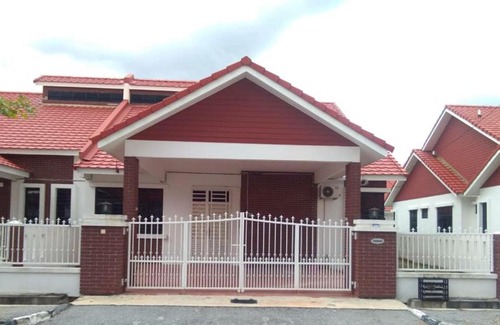 Kampung Sungai Layar House | Seri Homestay 293