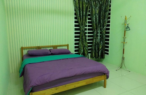 Kampung Sungai Layar House | Seri Homestay 293