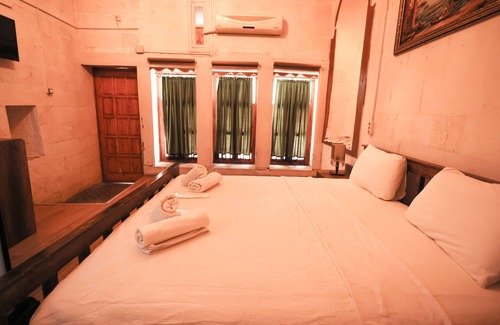 Eyyubiye Hotel | Serif Pasa Konaklari