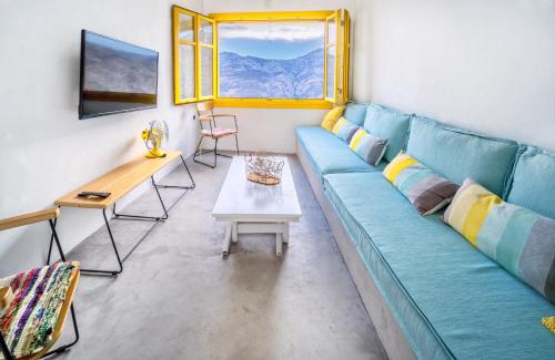 Serifos House | Serifos 1890 cliff house