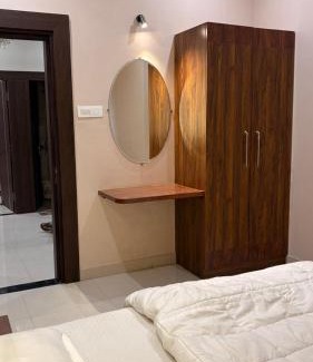 Mahmoorganj Apartment | Serinity Homestay