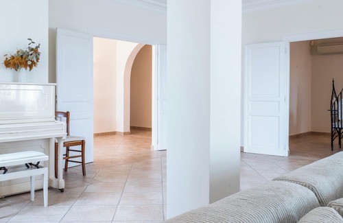 La Roquette-sur-Siagne House | Serrendy Villa 7 chambres avec piscine et