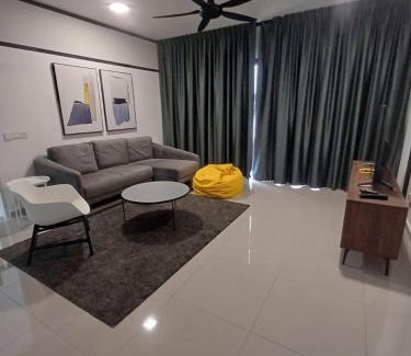 Jenjarom Apartment | Seruang Cozy Stay