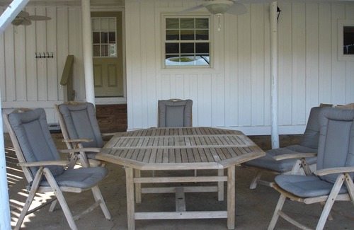 Gordonsville Cottage | Servants' Cottage on 600 Acre Working Horse/Cattle Estate