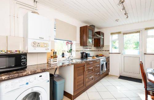 Hanwell Apartment | Serviced apartment ∙ 2 guests