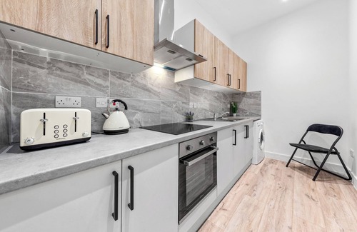 Crouch End Apartment | Serviced Ensuite Room Finsbury Park London N19