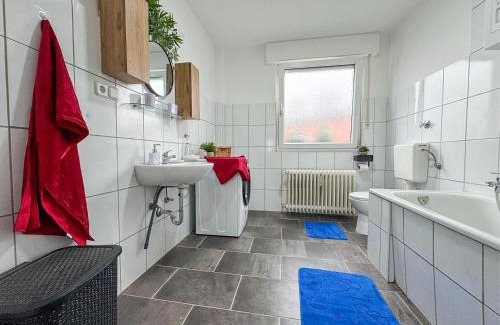 Alt-Rentfort Apartment | Serviceroom24 - Space in Gladbeck WLAN - Smart-TV - 24-7 Check-in und Küche