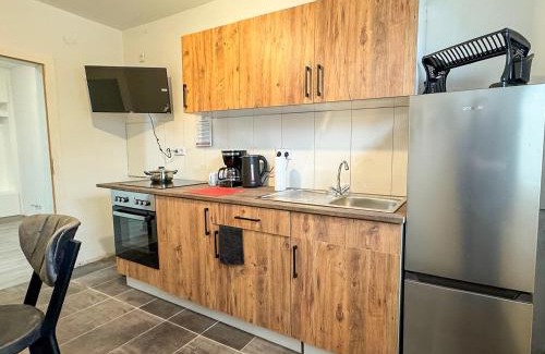 Alt-Rentfort Apartment | Serviceroom24 - Space in Gladbeck WLAN - Smart-TV - 24-7 Check-in und Küche