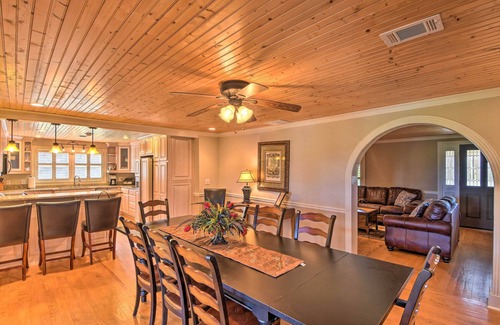 Clarkesville Cottage | Serving Southern Charm at This Clarkesville House!
