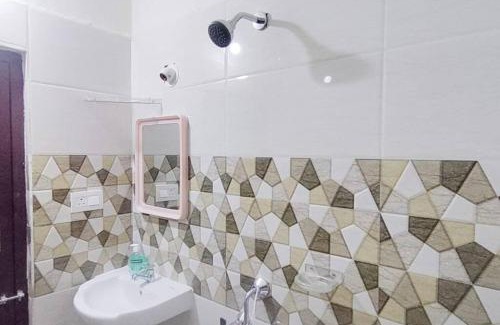 Hyderabad Apartment | Servostay 2 Bhk Fully Furnished in Hafeezpet #302