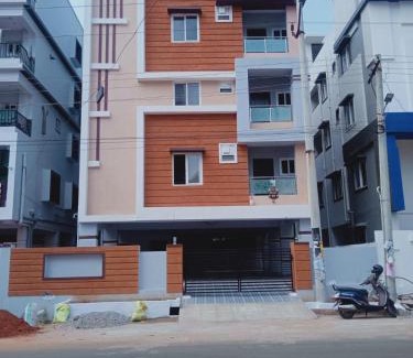 Visakhapatnam Apartment | Servostay Fully Furnished 3 BHK with Parking in Prime Area - 2nd Floor