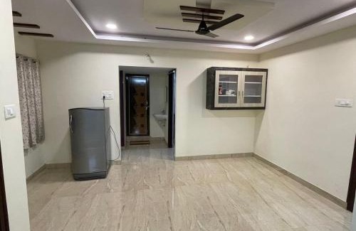 Visakhapatnam Apartment | Servostay Fully Furnished 3 BHK with Parking in Prime Area - 2nd Floor