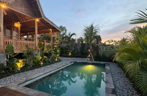 Seseh Villa | Seseh Beach Retreat Bali - Private Pool & Close to Canggu BRAND NEW!