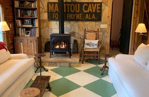 Mentone Cabin | Setaspell by the Lake in Mentone