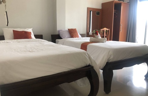 Phon Hotel | Seth-Thee Residence