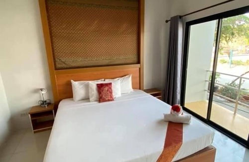 Phon Hotel | Seth-Thee Residence