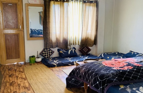 New Manali Bed & Breakfast | Sethan homestay The Ivy house