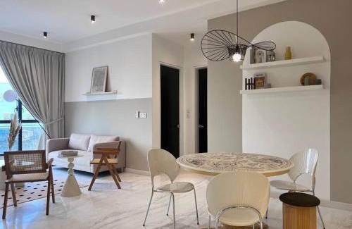Taman Abad Apartment | Setia Sky 88 by Cactus Homestay THM