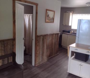 Deer Park Apartment | Settler's House