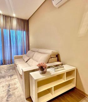 Carniel Apartment | Seu Lar na Serra com Lareira e Piscina aquecida 4min Centro
