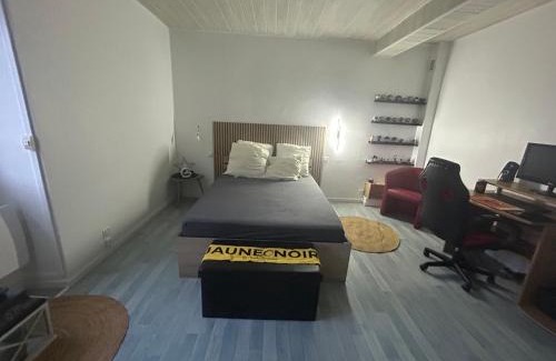 Saint Laurent de la Pree House | Sevchris
