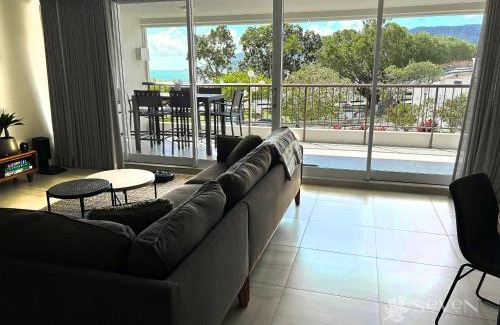 Cairns Central Business District Apartment | Seven @Aquarius