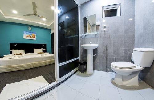 Maafushi House | Seven Corals