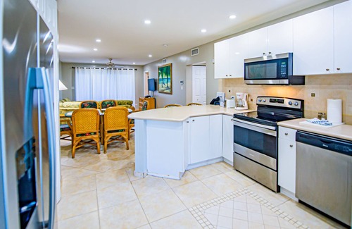 Seven Mile Beach Hotel | Seven Mile Beach Resort & Club