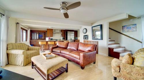 Northwest Point House | Seven Mile View Condo #2