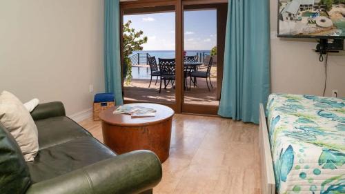 Northwest Point House | Seven Mile View Condo #3A
