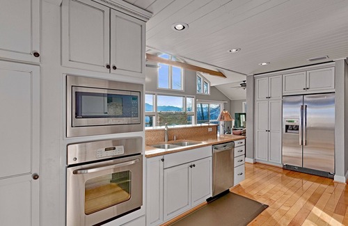 Waynesville House | ~ Seven Peaks ~ Views, Peaceful, Private ~