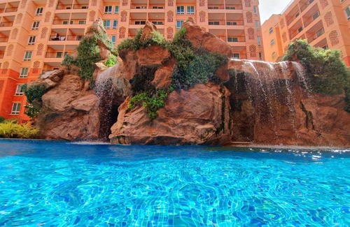 Na Kluea Apartment | Seven Sea Condo Resort By Bay