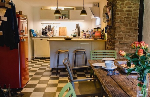 Balesfeld House | Seven Senses Eifel - holiday home, 10 beds, table football/darts and more