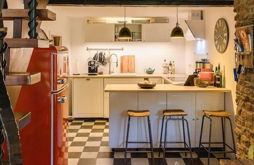 Balesfeld House | Seven Senses Eifel - holiday home, 10 beds, table football/darts and more