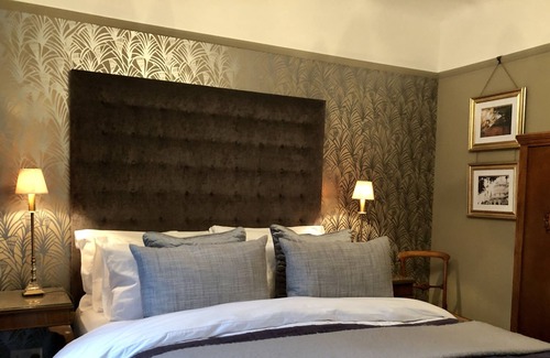 Eastbourne House | Seven Sisters @ THE NICHE