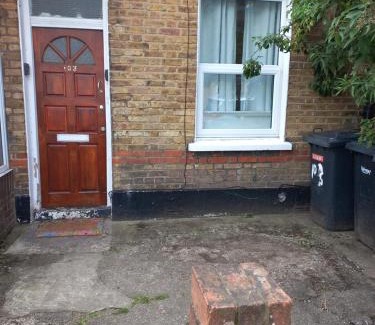 Tottenham Apartment | Seven Spots London