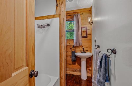 Great Cacapon Ski Chalet | Seventh Heaven - Hot Tub, Pet Friendly, Grill, Wifi, Deck, Covered Porch, Family Friendly, Kid's Loft, King Bed