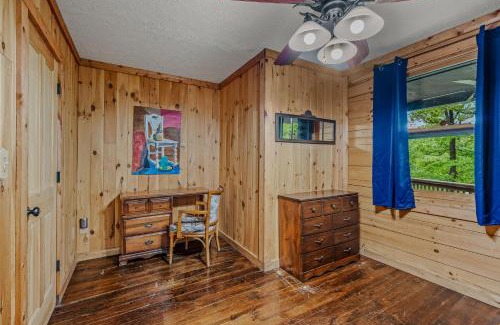 Great Cacapon Ski Chalet | Seventh Heaven - Hot Tub, Pet Friendly, Grill, Wifi, Deck, Covered Porch, Family Friendly, Kid's Loft, King Bed