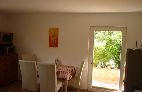 Muritz House | several lovingly furnished Wohnunfgen, small idyllic Dor