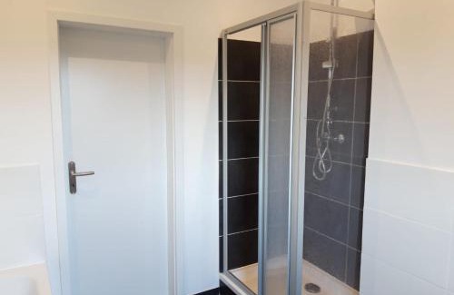 Crimmitschau Apartment | Seyfarthrooms - Crimmitschau 5 - zentrale Lage, 2 Schlafzimmer, voll ausgestattet
