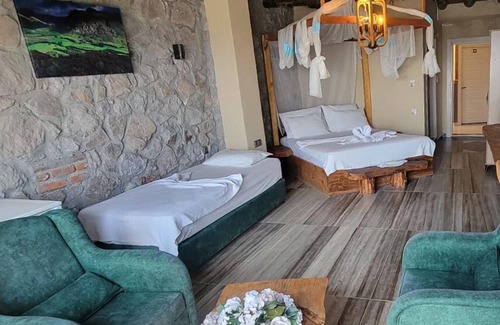 Edremit Hotel | Seyr-i Gümüşhan Otel