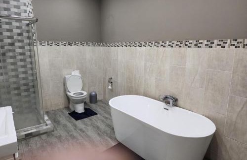 Randpark Ridge Cabin | Sezanah Luxury Lodge