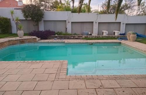 Randpark Ridge Cabin | Sezanah Luxury Lodge