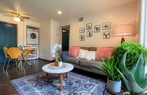 Norman Apartment | [SF 1000 - A]OU-2 Bedroom 1 bath next OU, close to Norman Regional Hospital.