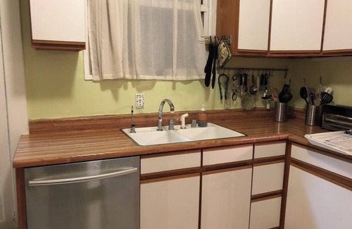 Richmond District Apartment | SF apt-walk to Golden Gate Park-Free parking!
