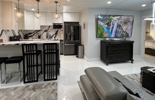 Inner Richmond House | SF Homesincity 4bd Newly Remodeled Nest, Walking Score 100%