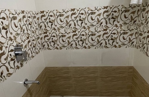 Gayariawas Hotel | SG Boutique Stay (Near Railway Station)
