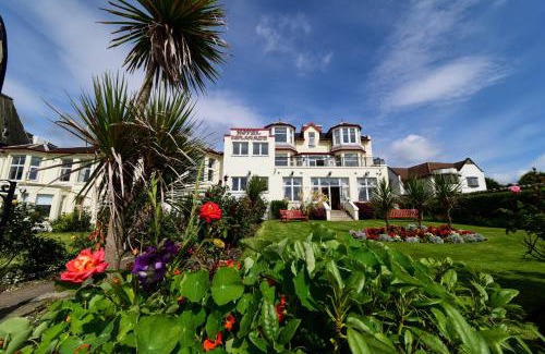 Innellan Hotel | SGE Esplanade Hotel