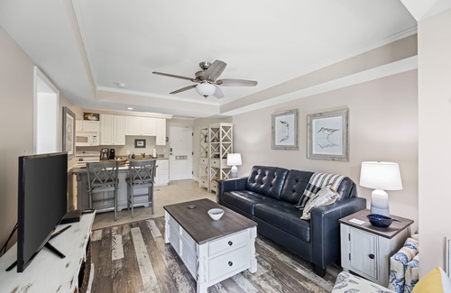 North Litchfield Beach Condo | SH 119 Updated condo with Litchfield By the Sea Water park access