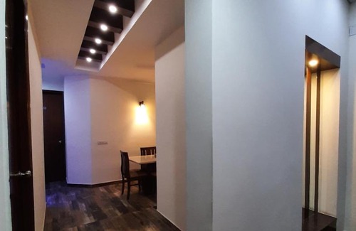 Sector 70 Hotel | Shacon Suites